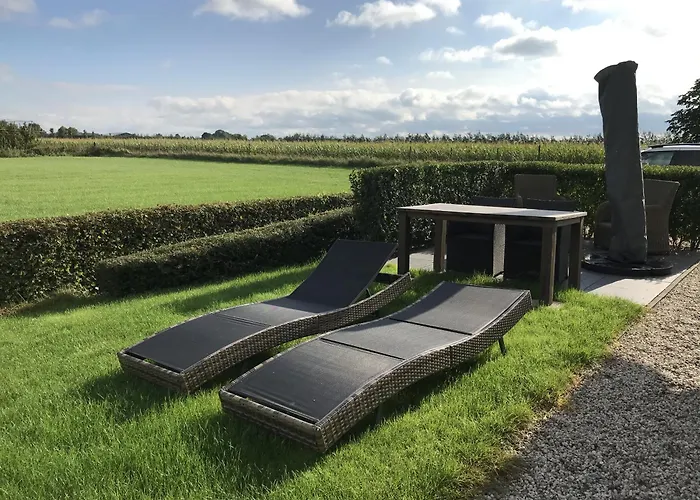 B&B De Spiegel - Genieten Van Rust En Ruimte